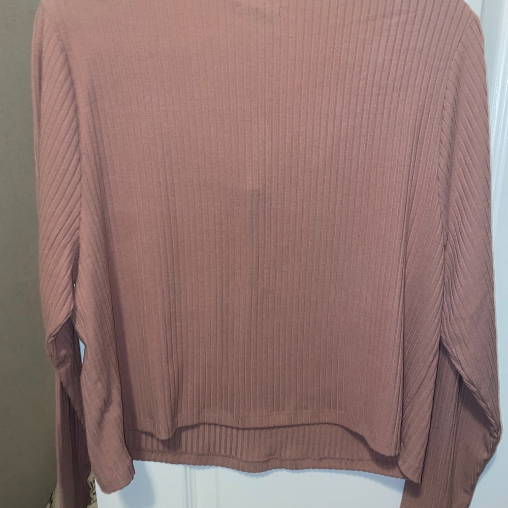 Pink sweater - Picture 2 of 3